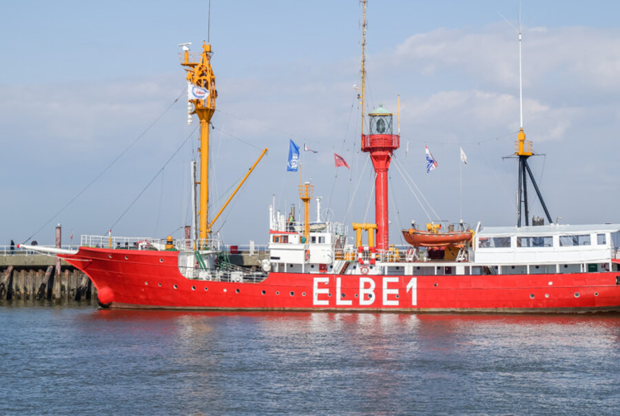 Außenaufnahme des Museumsschiffes ELBE 1