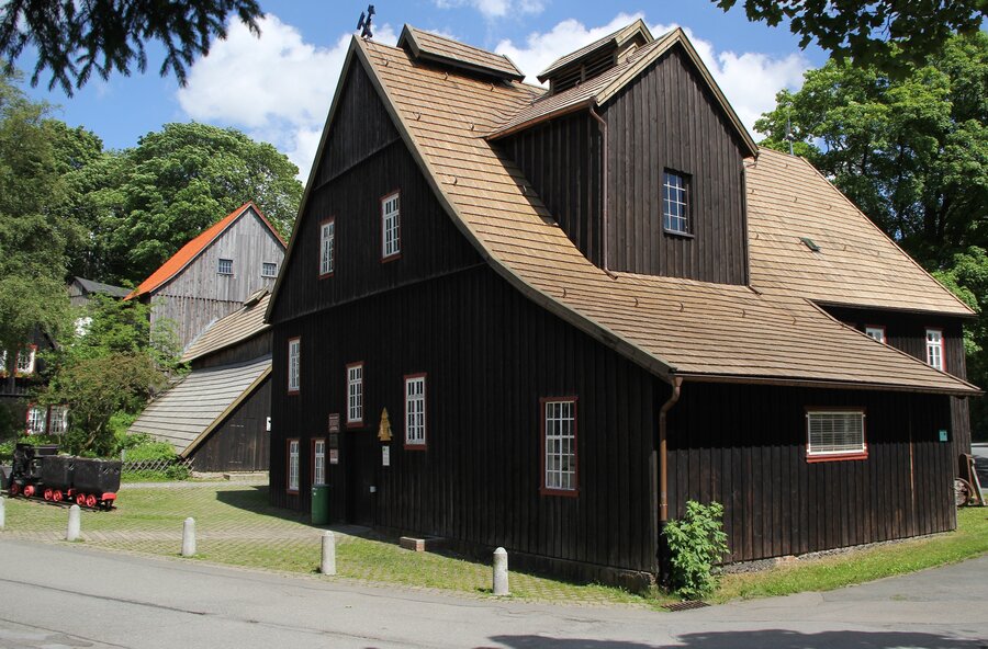 Schachtgebäude Grube Samson
