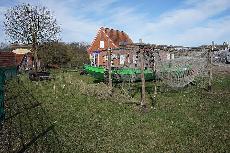 Außengelände des Fischereimuseums Hohnstorf