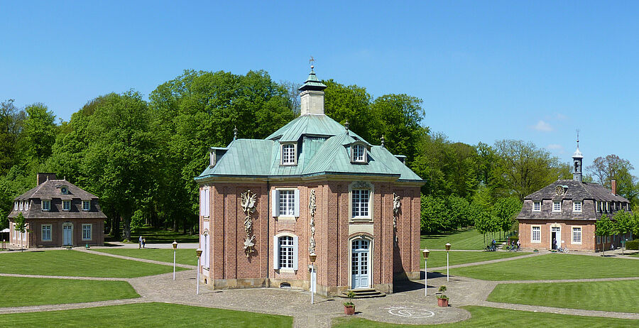 Zentralpavillion des Emslandmuseum Schloss Clemenswerth