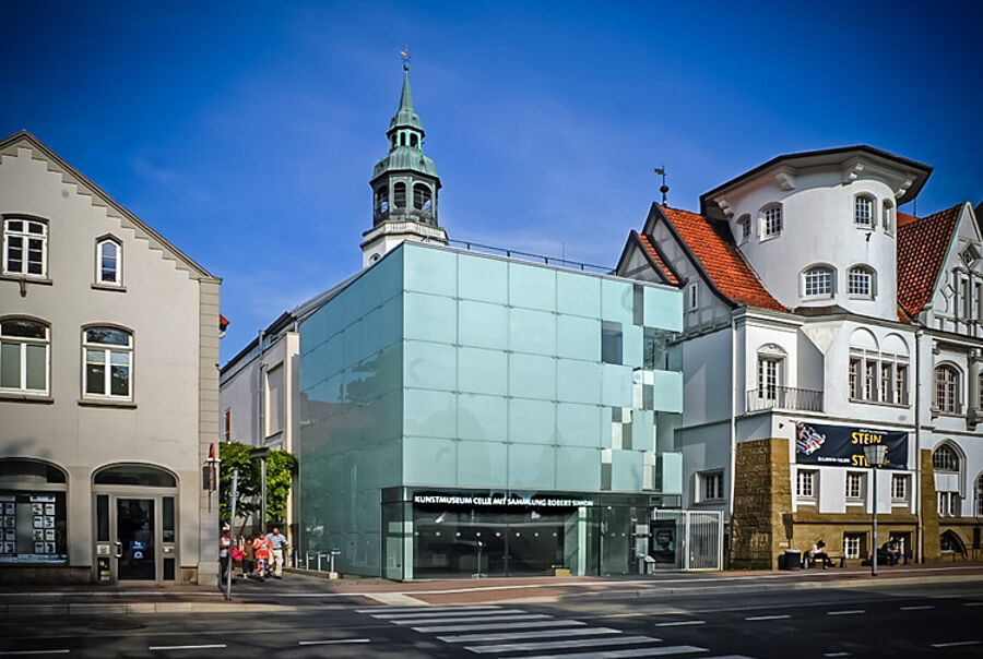 Außenaufnahme Kunstmuseum Celle mit Sammlung Robert Simon