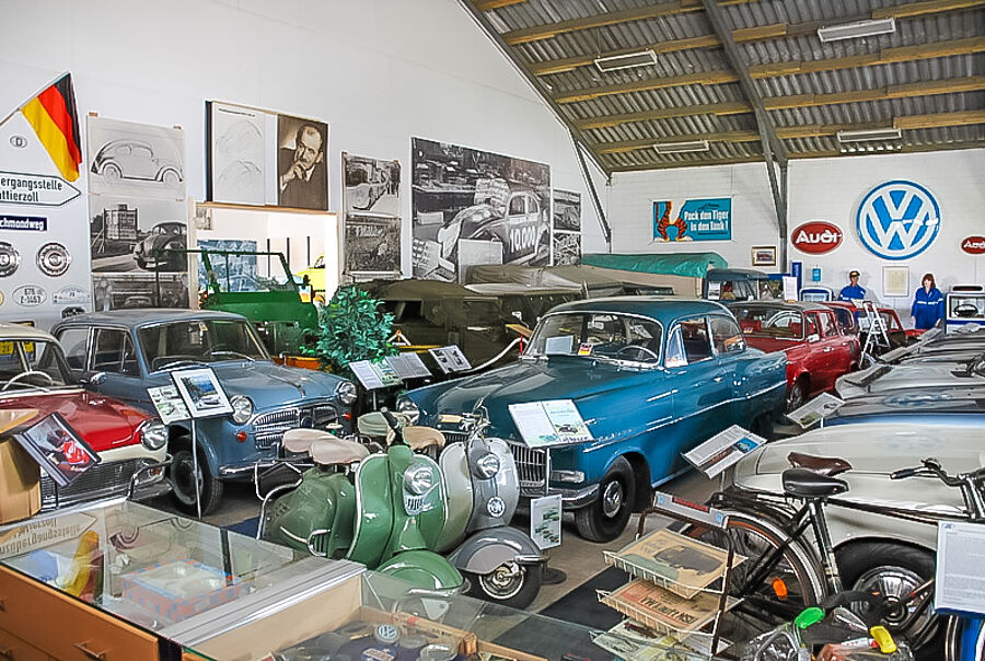 Halle 1 - Sammlung historischer Fahrzeuge