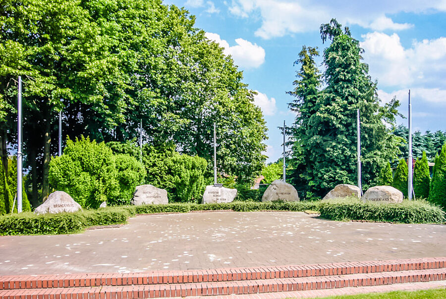 Außenanlage der Ostdeutschen Heimat- und Trachtenstube