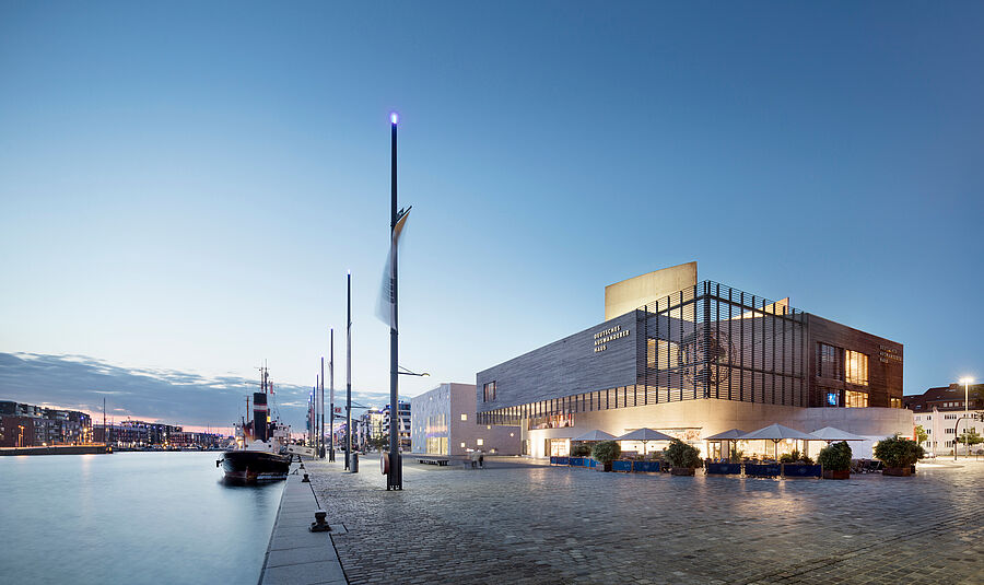 Das Deutsche Auswandererhaus am Neuen Hafen - Außenansicht