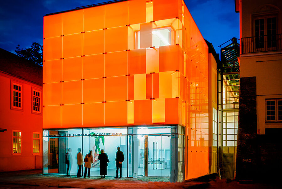 Kunstmuseum Celle, Foyer bei Nacht, Außenaufnahme