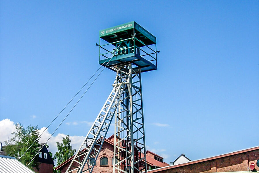 Förderturm mit Zechensaal und Waschkaue