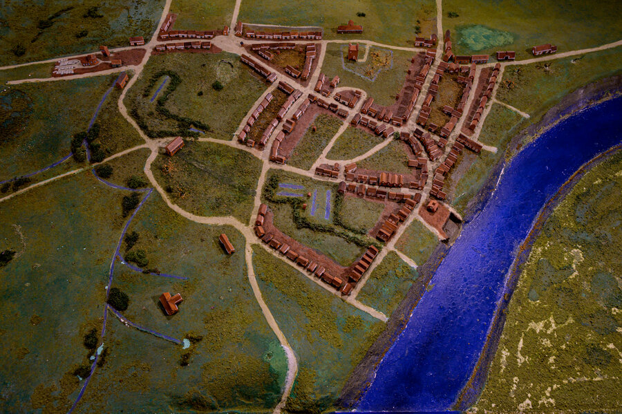 Draufsicht auf das Stadtmodell von Leer um 1400