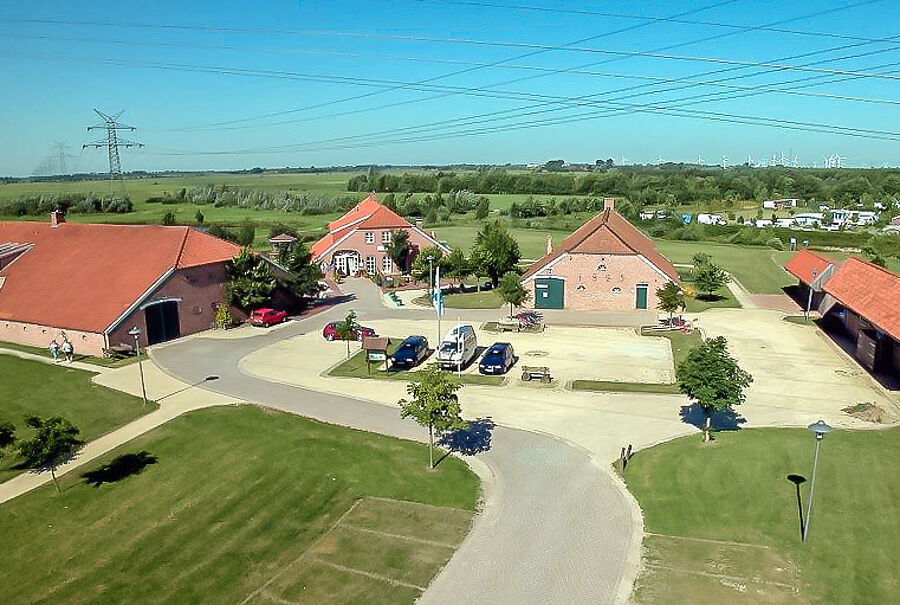 Historischer Dorfplatz im Freizeitpark "Am Emsdeich" - Luftaufnahme