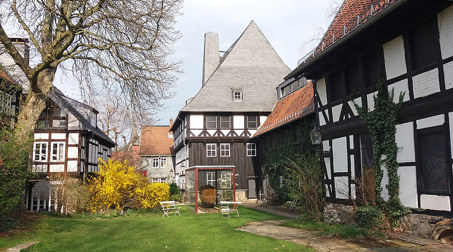 Das Mönchehaus Museum vom Skulpturengarten