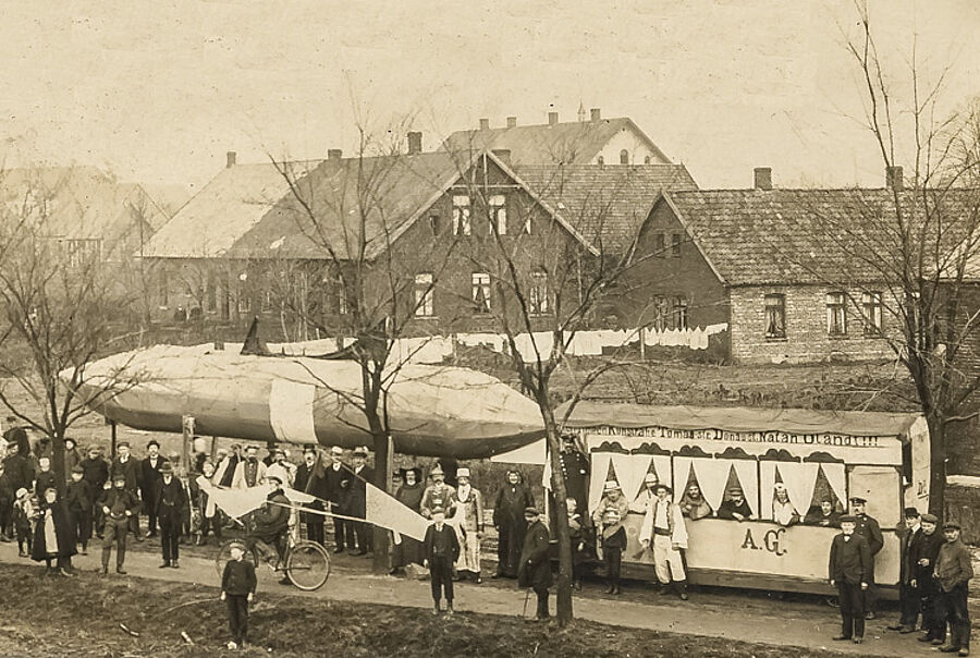 Abbildung  Rosenmontag 1913 im Stadtmuseum Damme