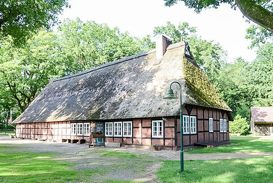 AUßenansicht eines Hauses im Freilichtmuseum ´De Theeshof