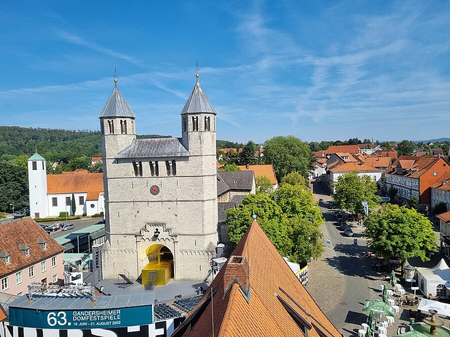 Außenansicht der Stiftskirche Bad Gandersheim