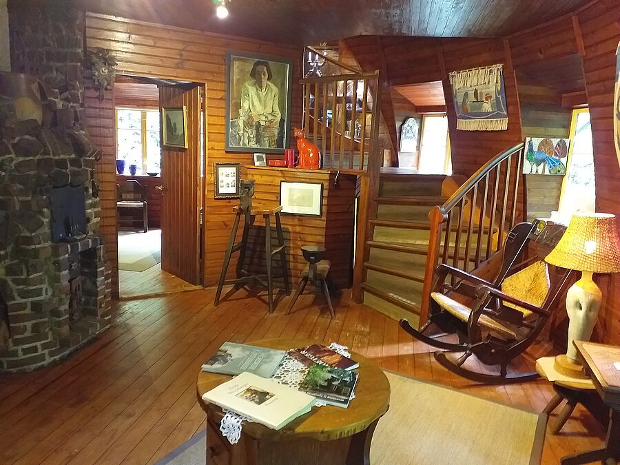 Blick in das Wohnzimmer der Käseglocke