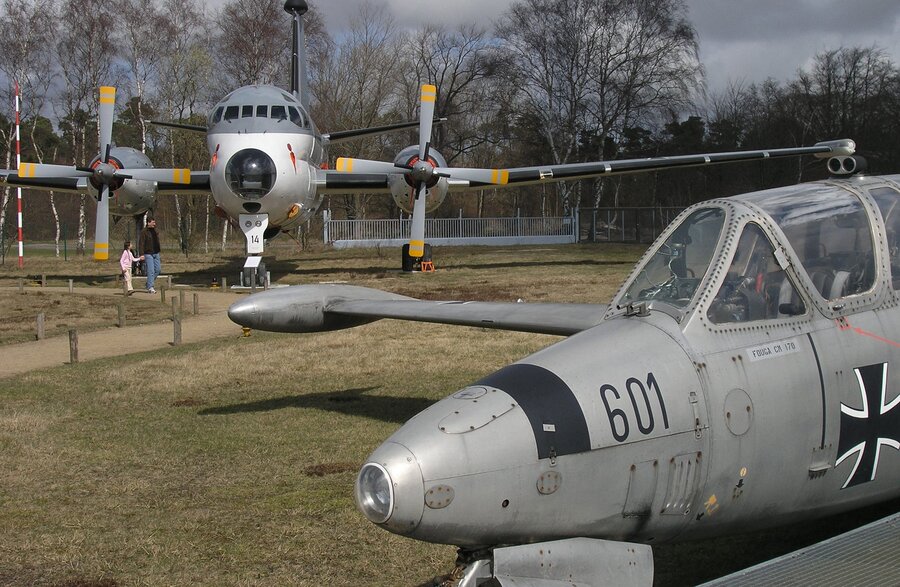Seefernaufklärer Breguet Br 1150 Atlantic und Schulflugzeug Fouga Magister - Aeronauticum