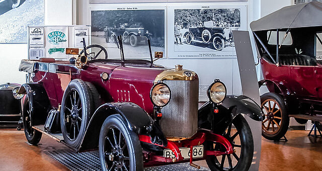 Oldtimer im Museum der Hamelner Automobilgeschichte