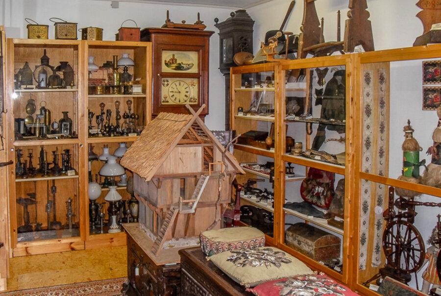 Blick in die Ausstellung "Heimatgeschichte"