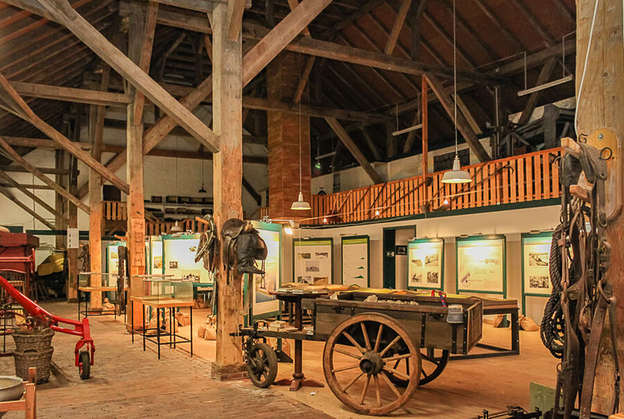 Blick auf die Küstenschutzausstellung im Küsteum