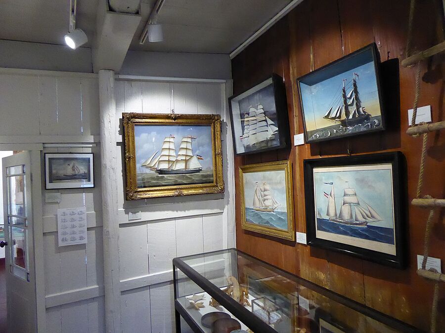 Segelschiffe der Sielhäfen im Zwei-Siele-Museum