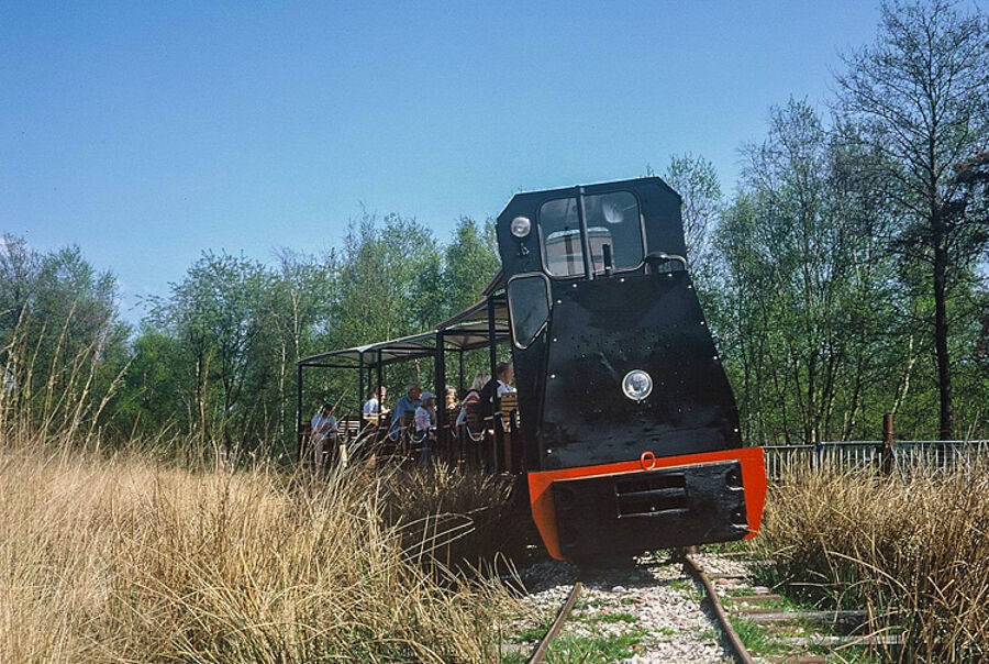 Feldbahnfahrt auf dem Museumsgelände des Emsland Moormuseums