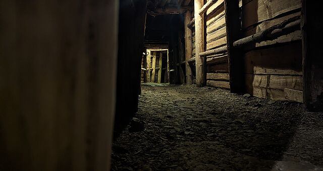 Blick in das untertägige Stollennetzwerk des Oberharzer Bergwerksmuseums 