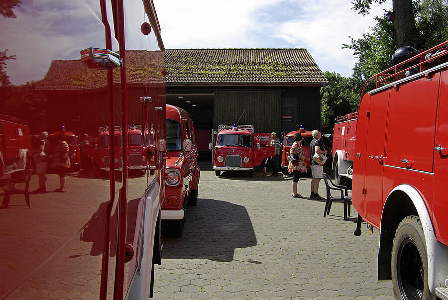 Historische Feuerwehrfahrzeuge im Feuerwehrmuseum Marxen