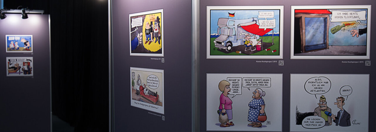 Blick in die Ausstellung "Oh, eine Dummel!"