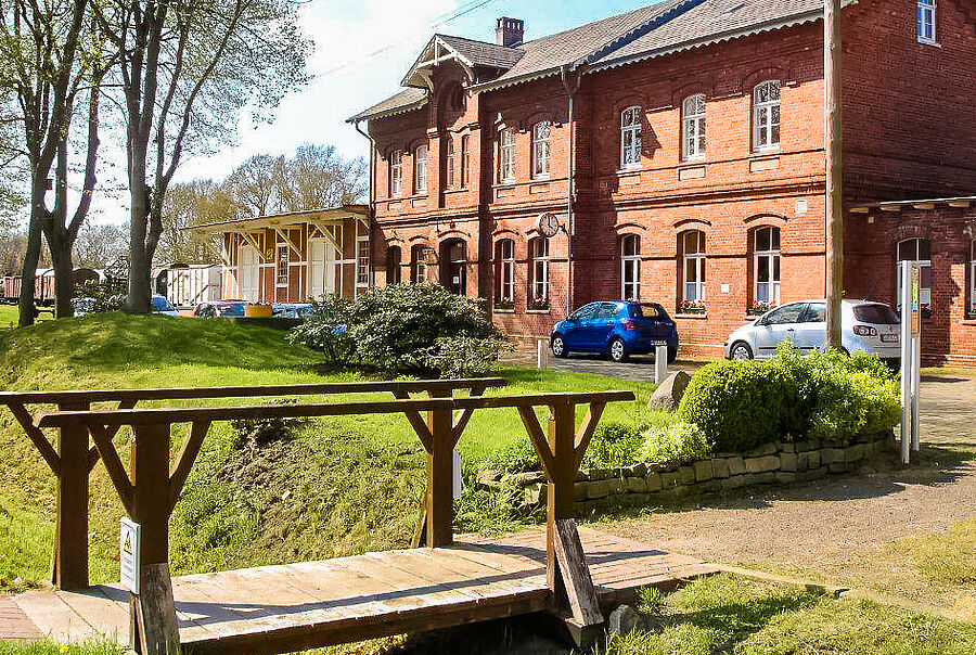 Das historische Bahnhofsgebäude von Bad Bederkesa