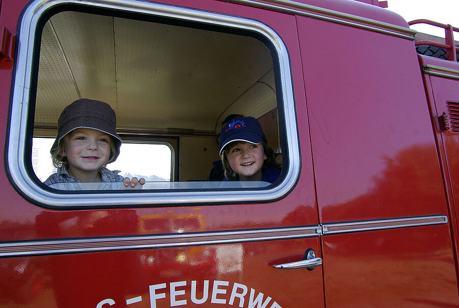 Historische Feuerwehrfahrzeuge im Feuerwehrmuseum Marxen