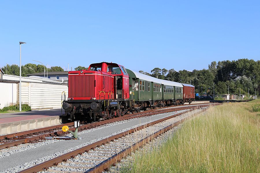 Einfahrt mit V65 in den Fischereihafen