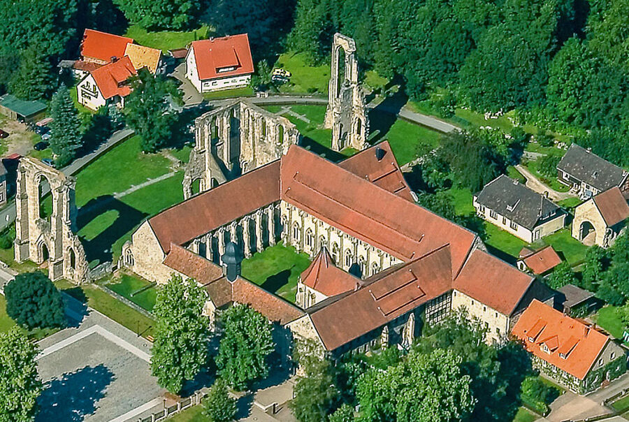 Luftaufnahme Gotische Klosteranlage Walkenried