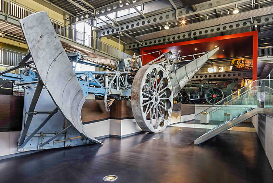 Ottomeyer-Lokomobile und Tiefpflug - Emsland Moormuseum