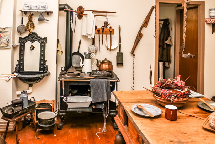 Ausstellungsraum Küche im Museum am Thie 