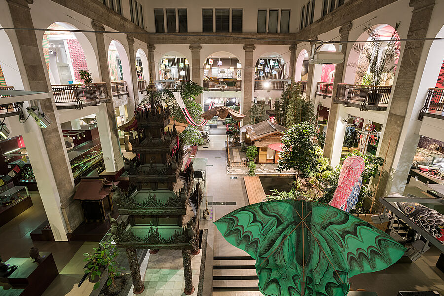 Blick auf die Asien-Ausstellung im Übersee-Museum Bremen