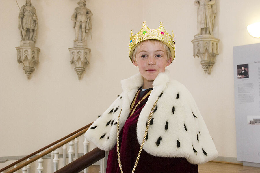 Kinderstationen zum Anfassen und Ausprobieren im Residenzmuseum im Celler Schloss